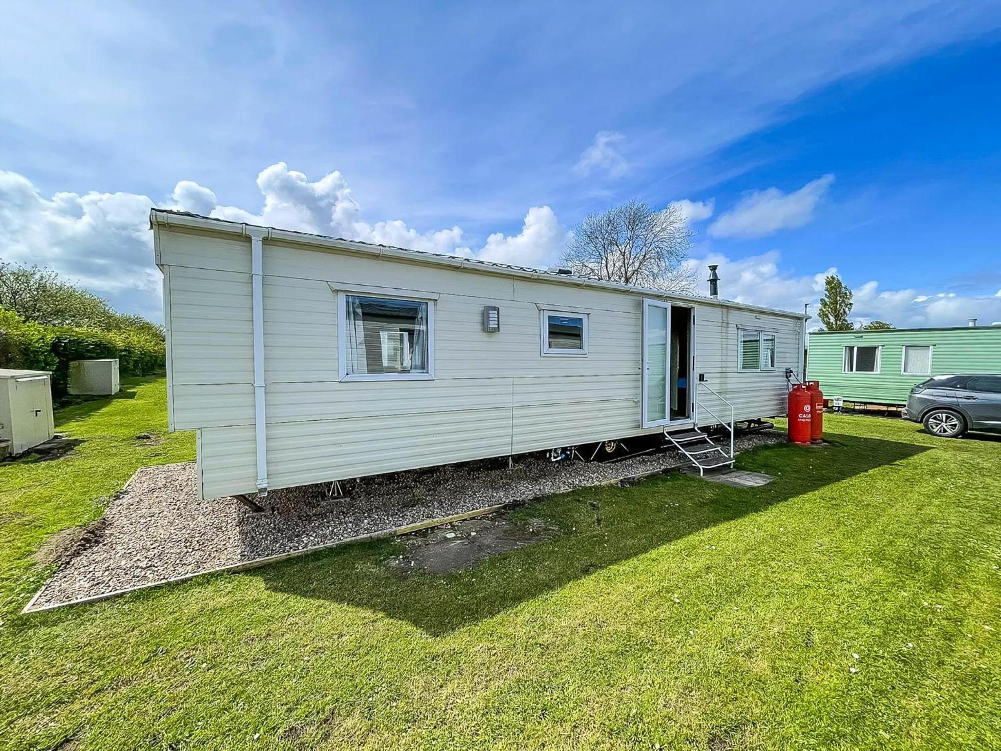 Lovely 6 Berth Caravan At Sunnydale Holiday Park Ref 35375S Louth  Kültér fotó