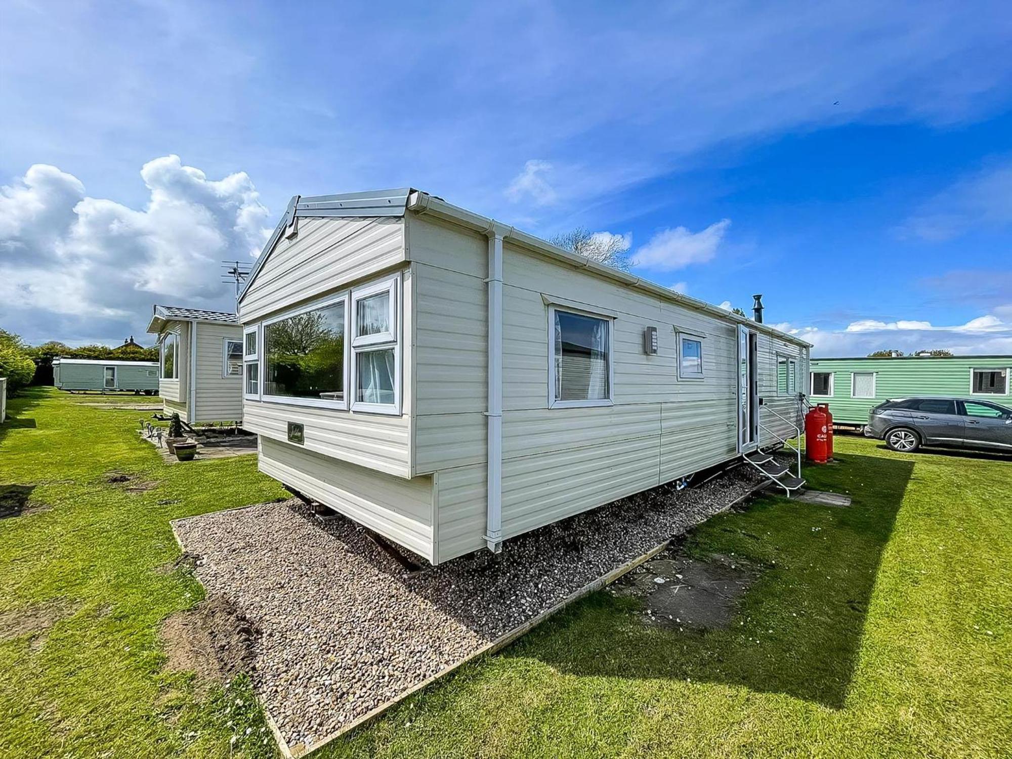 Lovely 6 Berth Caravan At Sunnydale Holiday Park Ref 35375S Louth  Kültér fotó