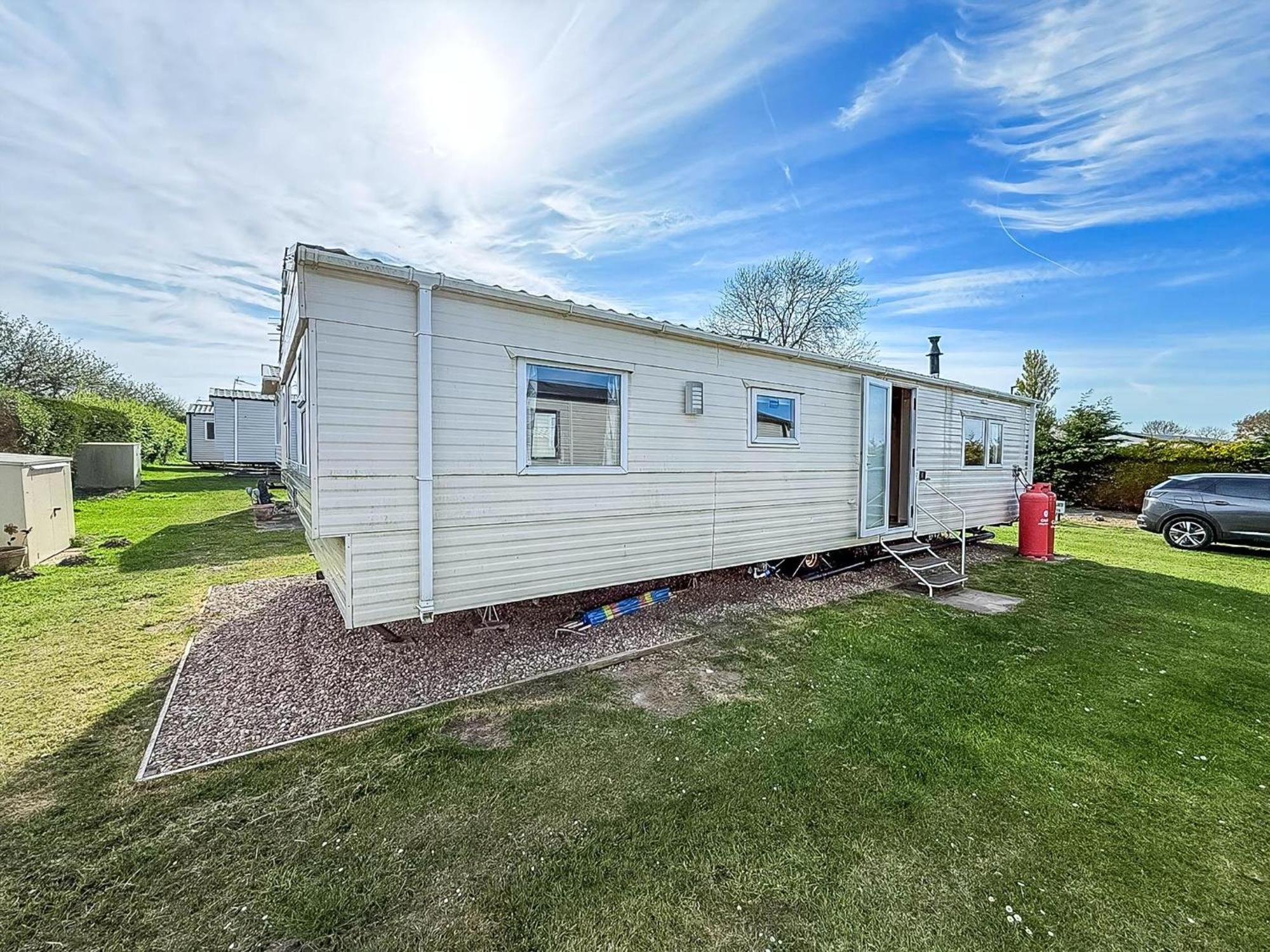 Lovely 6 Berth Caravan At Sunnydale Holiday Park Ref 35375S Louth  Kültér fotó
